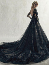 Black Wedding Dresses Lace Princess Silhouette Long Sleeves Natural Waist Lace Court Train Bridal Gown